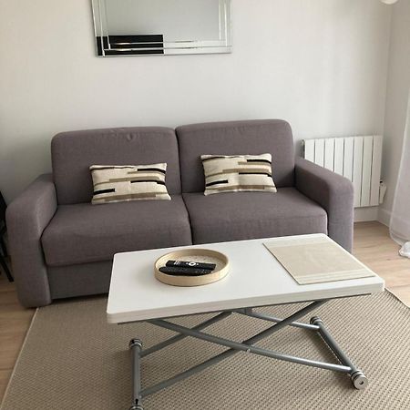 Grand Studio Hyper Centre Avec Balcon Tout Refait Mars 2025 Deauville Bagian luar foto
