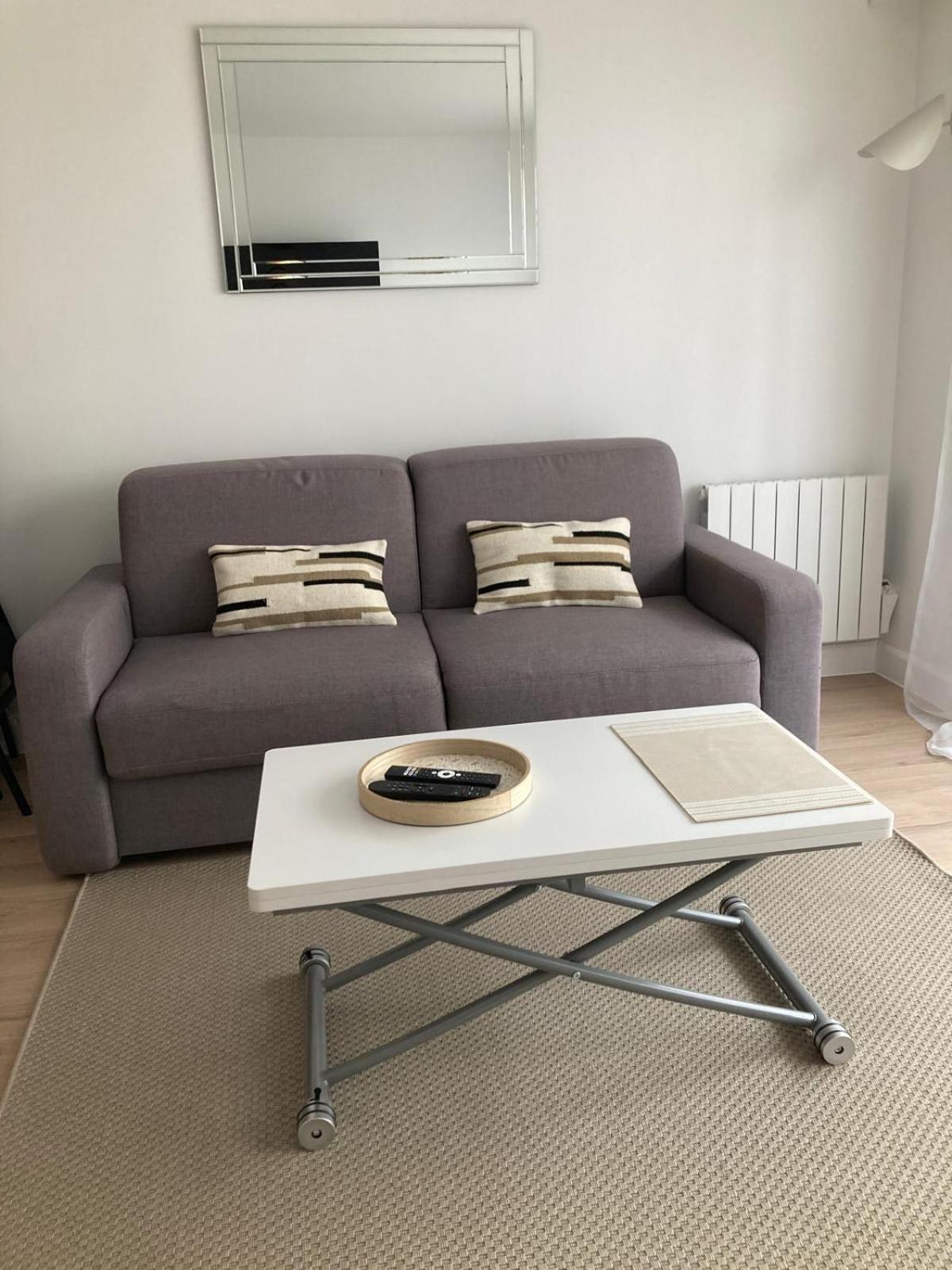 Grand Studio Hyper Centre Avec Balcon Tout Refait Mars 2025 Deauville Bagian luar foto